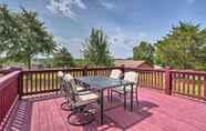 Others 7 Table Rock Lake Getaway w/ Fire Pit & Deck!