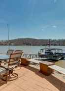 Imej utama Waterfront Lake of the Ozarks Home w/ Private Dock