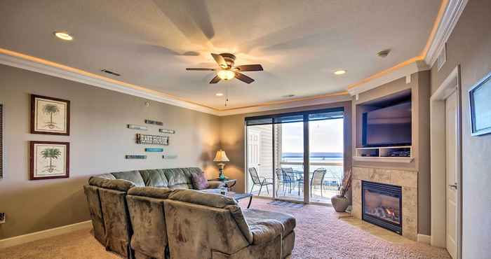 Khác Waterfront Osage Beach Condo w/ Patio & Grill