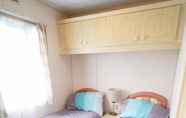 Others 3 Manor Park 2 Bedroom Caravan With Decking