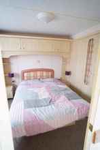 Others 4 Manor Park 2 Bedroom Caravan With Decking