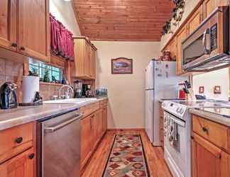 Others 2 Branson West Resort-style Cabin Rental w/ Porch!