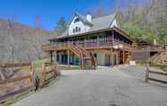 Others 3 Beautiful Bryson City Home w/ Hot Tub & Mtn Views!