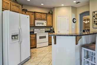 Lainnya 4 Bright Laguna Vista Home w/ Community Pool!