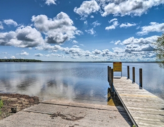 Others 2 Cozy Carp Lake Cottage W/dock, 4 Kayaks & Fire Pit