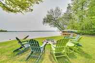 Others Cozy Carp Lake Cottage W/dock, 4 Kayaks & Fire Pit