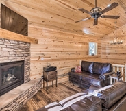 Others 3 Duck Creek Village Cabin w/ Fire Pit & Grill!