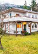 Imej utama Ketchikan Home W/bay Views, ½ Mi to Hiking Trails!