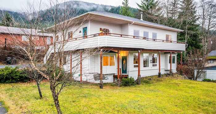 Others Ketchikan Home W/bay Views, ½ Mi to Hiking Trails!