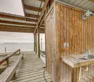 Others 4 Lakefront Livingston Vacation Rental w/ Boat Dock!