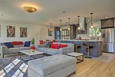 其他 Oceanside Home w/ Patio & Grill, Walk to Beach!