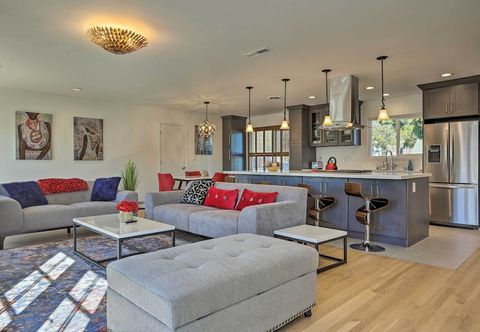 Others Oceanside Home w/ Patio & Grill, Walk to Beach!