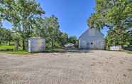 Others 6 Peaceful Guest Home w/ Patio on 152-acre Farm