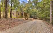 Others 2 Quaint Tallassee Cabin: Stone Creek On-site!