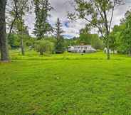 Others 4 Riverfront Cacapon Cottage: Kayak, Fish, Swim