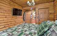 Others 4 Rustic Cabin in Roaring River State Park!