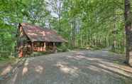 Others 2 Serene Brevard Cabin ~ 7 Miles to State Forest!