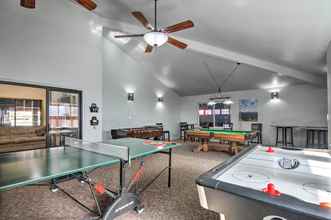 Others 4 Ski-in/ski-out Brian Head Condo w/ Hot Tub!