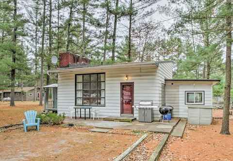 Others Wisconsin Cabin Rental Close to Lake Arbutus!