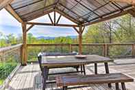 Others Amenity-packed Nebo Oasis w/ Deck & Mtn Views