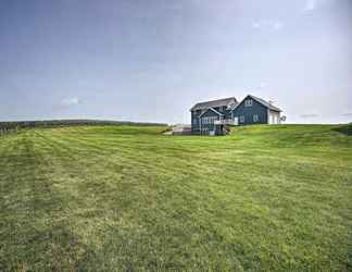 Others 2 Blue Birds Perch: Stunning Home on Private Hilltop