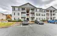 Others 4 Charlotte Condo ~ 5 Mi to Uptown!