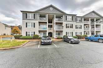 Others 4 Charlotte Condo ~ 5 Mi to Uptown!