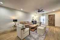 Others Chic Springdale Townhome Near Dining & Sports