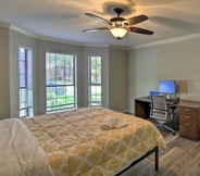 Lain-lain 4 Convenient Allen Retreat, 2 Mi to Downtown!