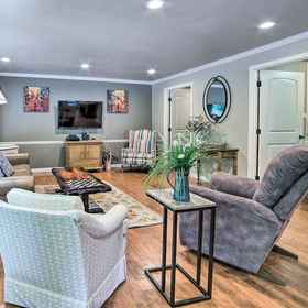 Interior1Coos Bay Retreat < 2 Mi to Marina & Casino!,库斯县飯店