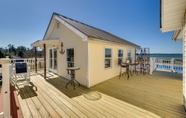 Others 7 Welcoming Cottage w/ Outdoor Pool & Water Views!