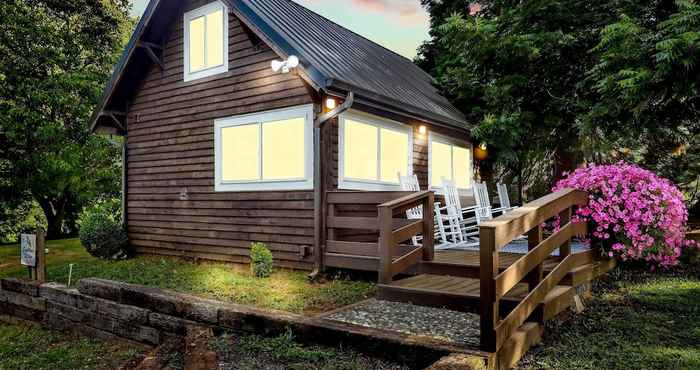 Others Cozy Ferndale Studio on 20-acre Working Farm!