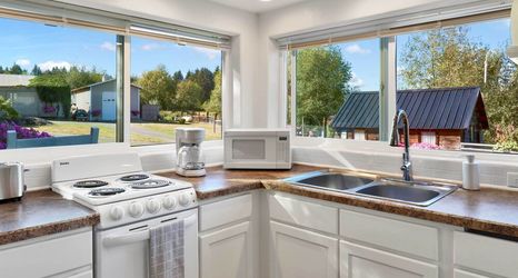 其他 2 Cozy Ferndale Studio on 20-acre Working Farm!