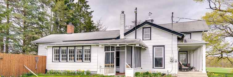 Others Dundee Vacation Home w/ Sunroom + Fire Pit