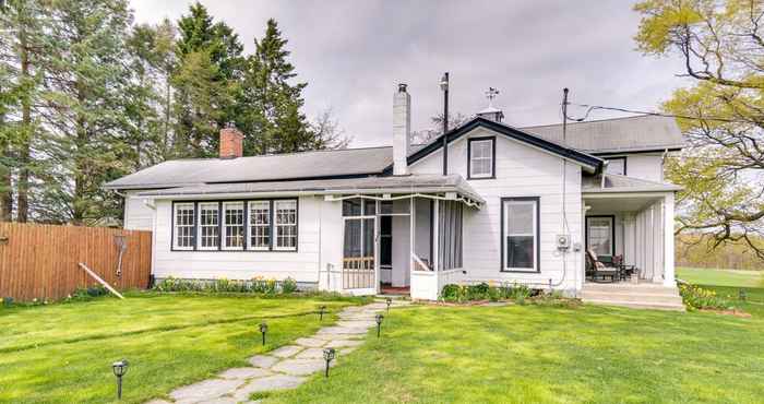 Others Dundee Vacation Home w/ Sunroom + Fire Pit