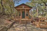 Others Cozy 'lonestar Cabin' w/ Community Amenities!