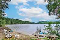 Lainnya Hartford Cottage W/dock + Private BCH on Bear Pond