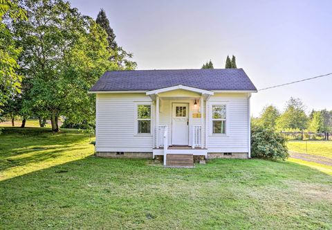 Others Ferndale Cottage on Private 20 Acre Farm!