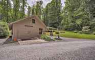 Lain-lain 6 Enchanting Bryson City Cottage w/ Mtn Views!