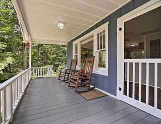 Lain-lain 2 Enchanting Bryson City Cottage w/ Mtn Views!