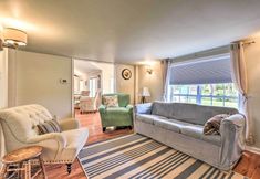 其他 7 Lakeside Kent Home w/ Pier + Boat Ramp Access