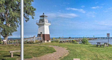 其他 2 Lakeside Kent Home w/ Pier + Boat Ramp Access