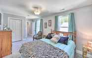 Others 6 Fort Wayne Getaway - Family + Pet Friendly!