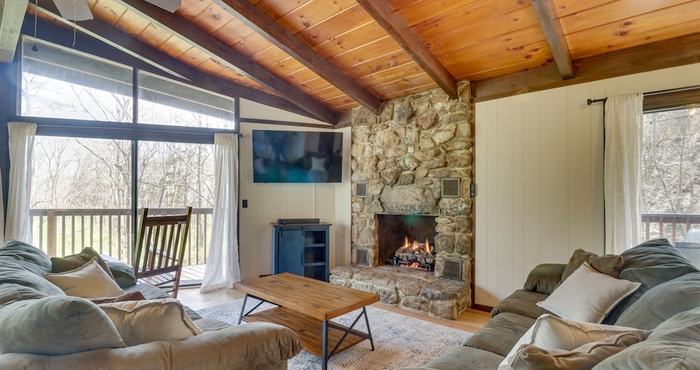 Others Mcgaheysville Vacation Rental: Yard & Fire Pit!