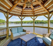 Others 4 Lakefront Vacation Rental w/ Views & Hot Tub!