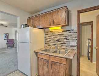Lainnya 2 Peaceful Chadron Apartment in Historic Hotel!
