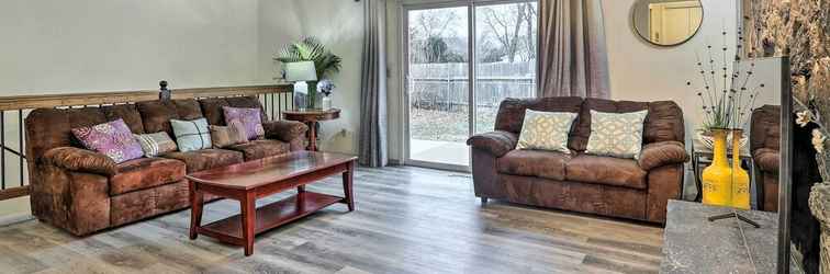 Others Peaceful Andover Townhome ~ 14 Miles to Wichita!