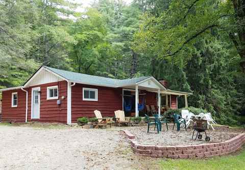 Others Rustic Asheville Cabin: 20 Acres w/ Swimming Pond!