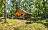 Others 3 Lyndhurst Cabin on Farm w/ Pond & Stocked Stream!