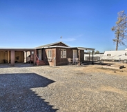 อื่นๆ 5 Quaint Pahrump Ranch: 6-horse Barn & Fire Pit